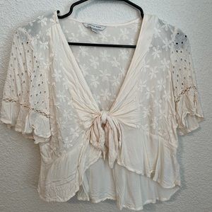 american eagle floral lace blouse